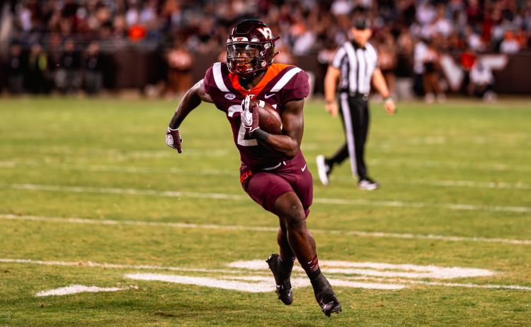 Former Hart County and current sophomore running back for Virginia Tech Malachi Thomas runs the football against Syracuse earlier this season on Oct. 26 in the 38-10 home win.